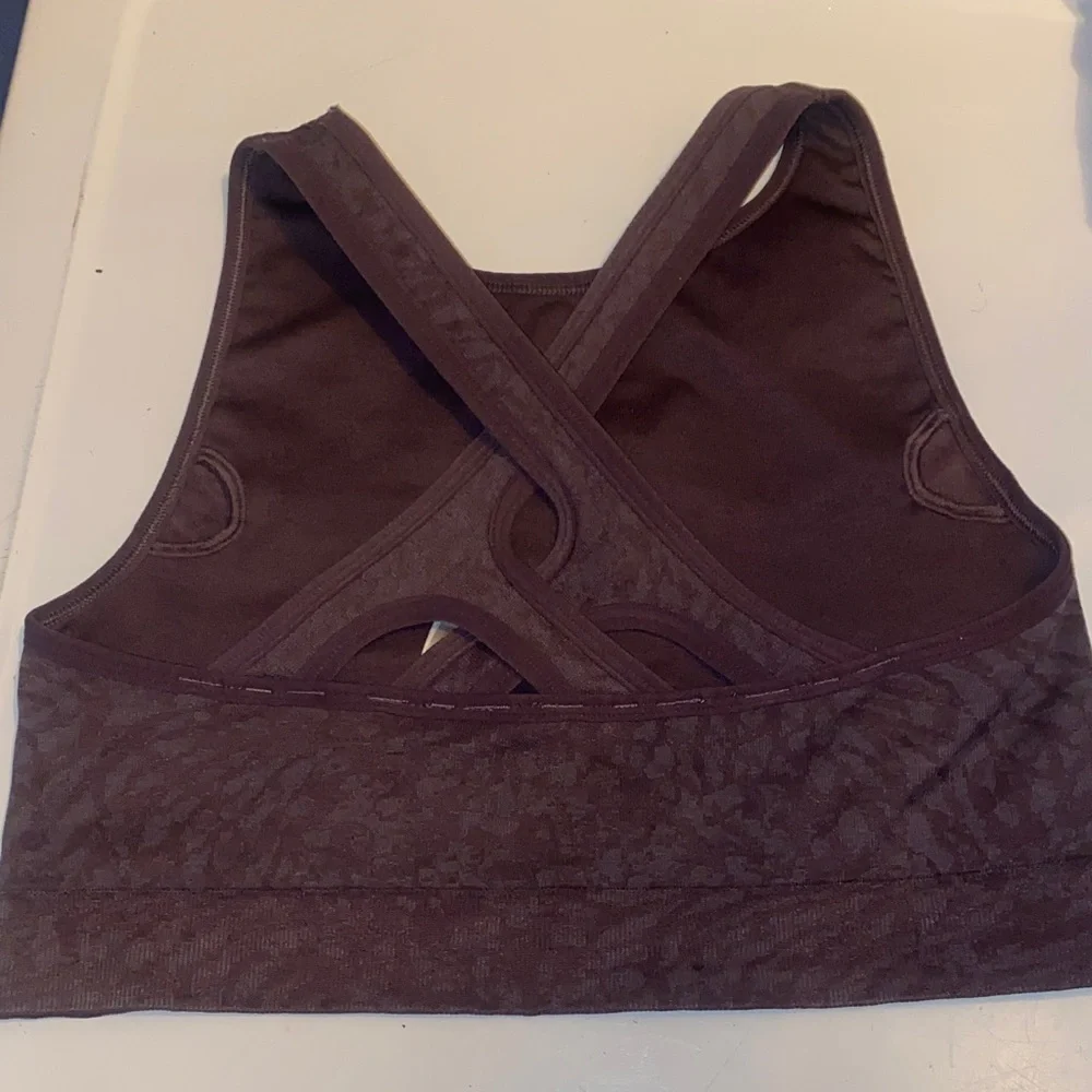 Gymshark Brown Patterned Sports Bra - Picture 2 of 3